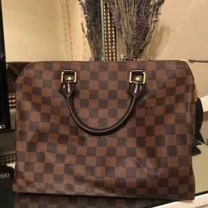 Beautiful, new Louis Vuitton speedy 30